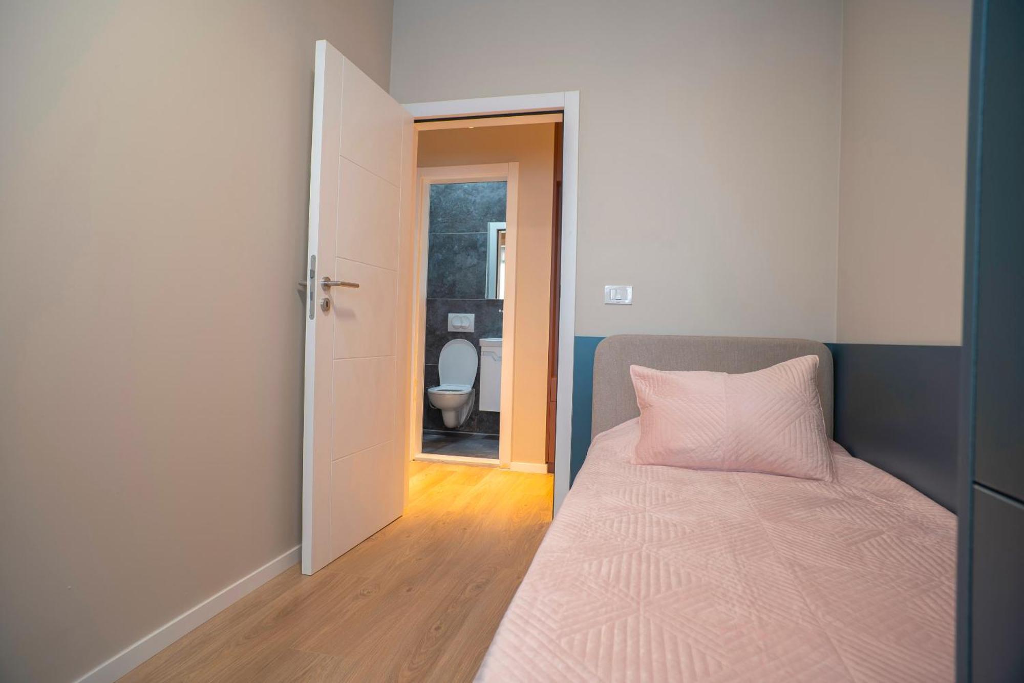 Lux Apartments Приштина Экстерьер фото