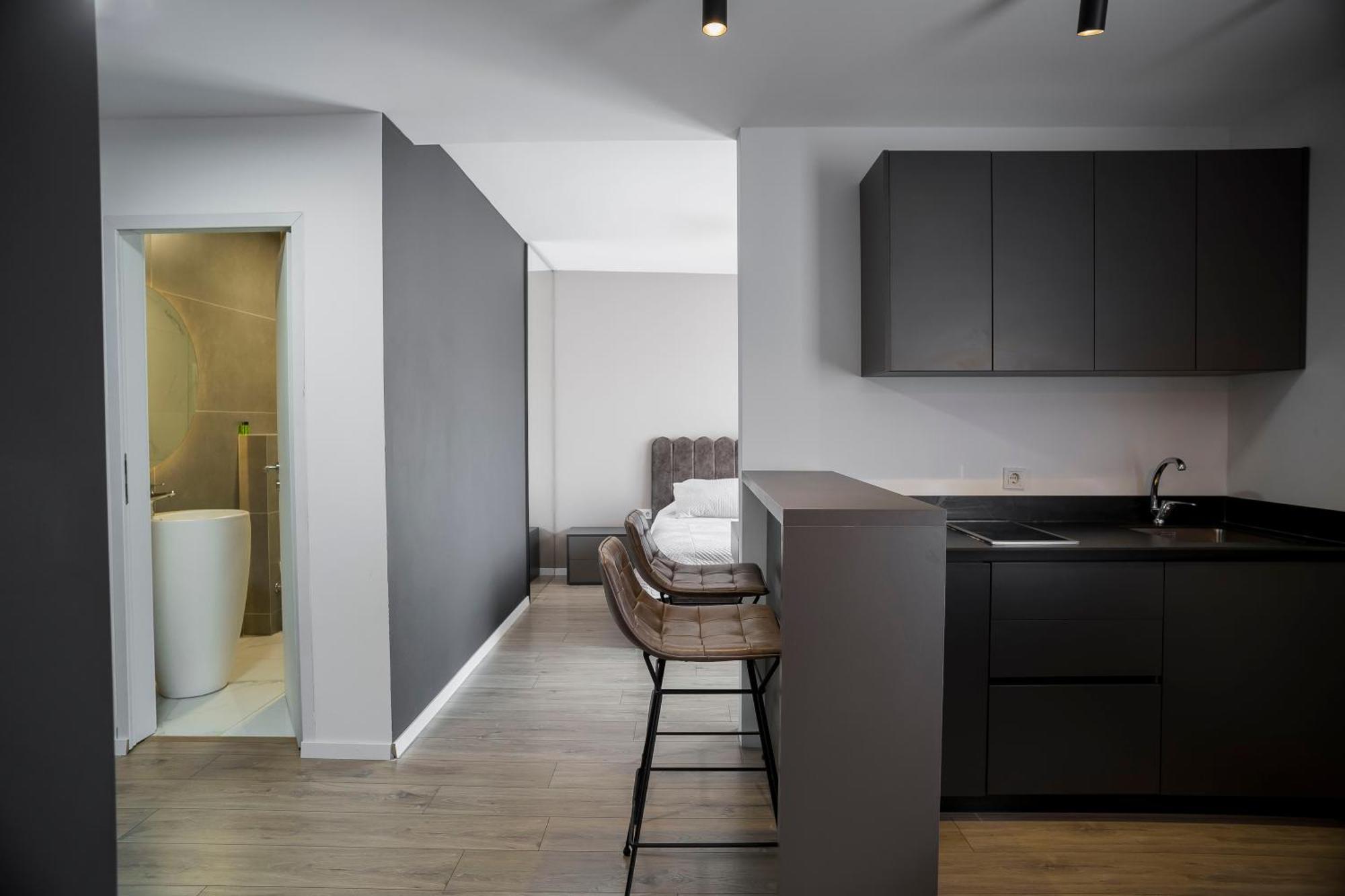 Lux Apartments Приштина Экстерьер фото